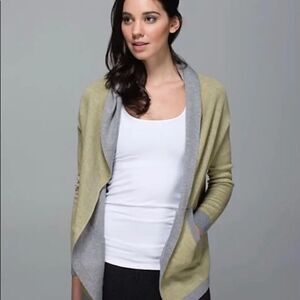 Lululemon Cabin Yogi Wrap Reversible Cardigan Sz 6 C32